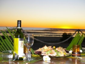 End Of The Road Motel - Tourism Hervey Bay 0