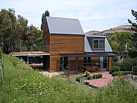 Red Brier Cottage Accommodation - Hervey Bay Accommodation 0