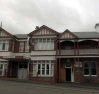 Lords Hotel - Hervey Bay Accommodation