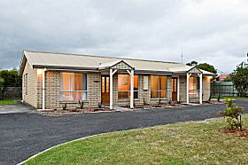 Leisureville Holiday Villas - Hervey Bay Accommodation 0