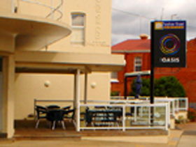 Neptune Grand Hotel - Hervey Bay Accommodation 0