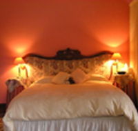 Cow 'n' Calf Art Gallery Unit - Hervey Bay Accommodation