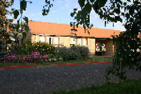 Glasgow Lodge - Hervey Bay Accommodation 0