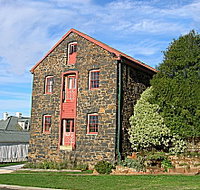 Bluestone Grain Store BB - Hervey Bay Accommodation