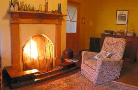 Jetty House - The - Tourism Hervey Bay 0