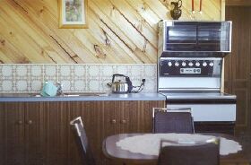 Paradise Cottage - Tourism Hervey Bay 0