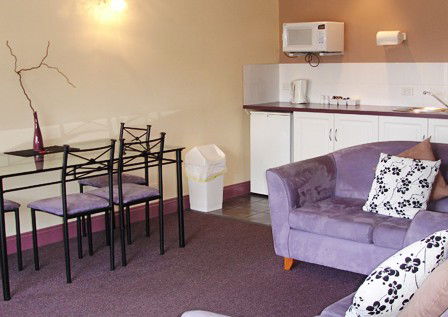 Smugglers Rest - Hervey Bay Accommodation 4
