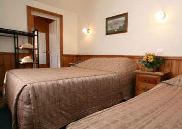 Richmond Barracks - Hervey Bay Accommodation 2