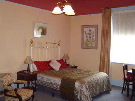 Glen Osborne House - Hervey Bay Accommodation 4