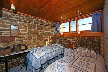 Forget-Me-Not Cottage - Hervey Bay Accommodation 5