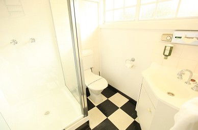 Fox And Hounds Inn - Hervey Bay Accommodation 5