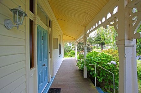 Estowen House - Tourism Hervey Bay 4