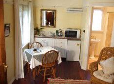 Elm Wood Classic Bed And Breakfast - Hervey Bay Accommodation 3