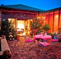 At Eleven La Petite Maison - Hervey Bay Accommodation