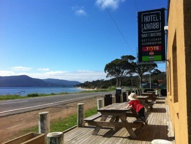 Bruny Hotel - Hervey Bay Accommodation 2