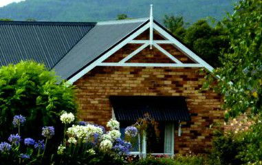 Hazelcreek Cottages - Hervey Bay Accommodation 1