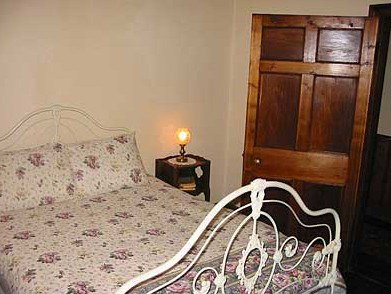 McCauley's Cottage - Tourism Hervey Bay 2