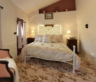 Mrs Currie's House B&B - Hervey Bay Accommodation 2