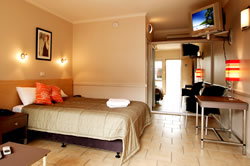 Discovery Cairns Hotel - Hervey Bay Accommodation 3