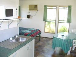 Gee Dees Family Cabins - Hervey Bay Accommodation 1