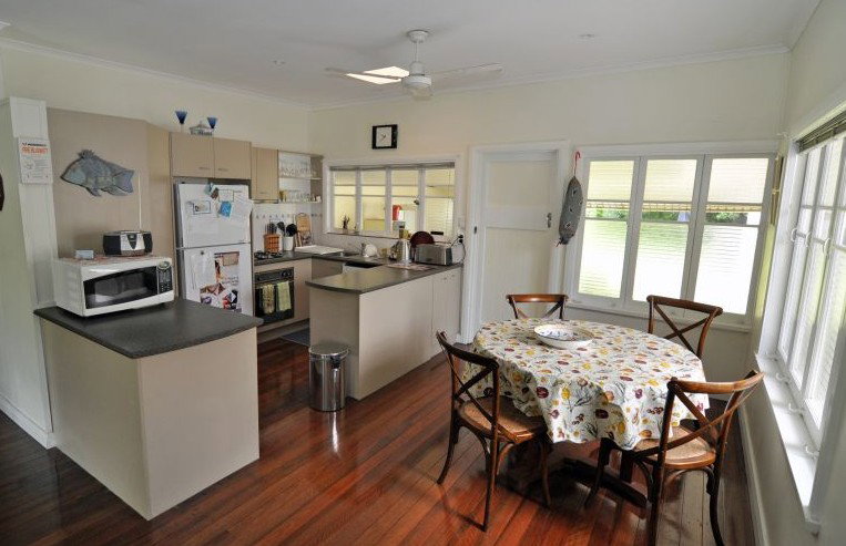 Bungalow QLD Hervey Bay Accommodation
