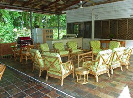 Moody Street Homestead - Hervey Bay Accommodation 1