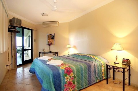 Mediterranean Beachfront Apartments - Hervey Bay Accommodation 3