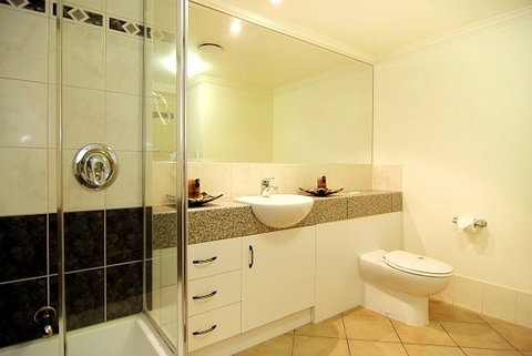Mediterranean Beachfront Apartments - Hervey Bay Accommodation 5