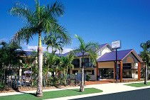 Tropical Queenslander - Hervey Bay Accommodation 0