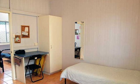 Cairns Sharehouse - Hervey Bay Accommodation 1