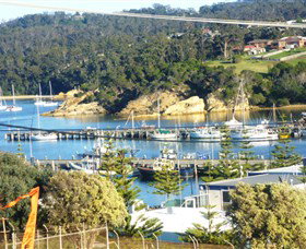 Snug Cove Villas - Hervey Bay Accommodation 0