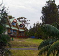 Berrara Waters Chalet - Hervey Bay Accommodation