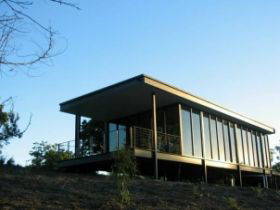 Glass On Glasshouse - Hervey Bay Accommodation 0