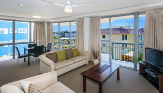 Catalina Resort - Hervey Bay Accommodation 2