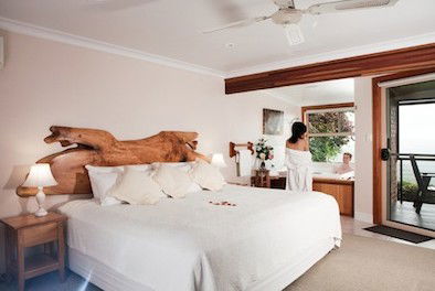 Artisan Spa Views Bed And Breakfast Cottage - Tourism Hervey Bay 1