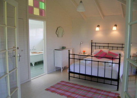Huskisson Bed & Breakfast - Hervey Bay Accommodation 1