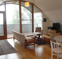 Surveyor's Hill Bed and Breakfast - Tourism Hervey Bay