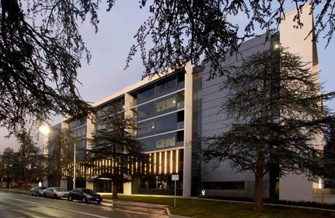 East Hotel - Hervey Bay Accommodation 1