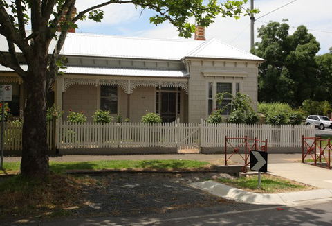 Fleurettes - Tourism Hervey Bay 3