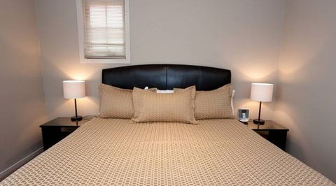 Executive Townhouse, Ballarat - Hervey Bay Accommodation 2