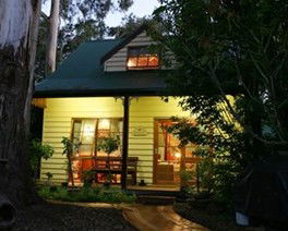 Ballarat Cottages - Hervey Bay Accommodation 1