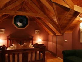 Ballarat Cottages - Hervey Bay Accommodation 3