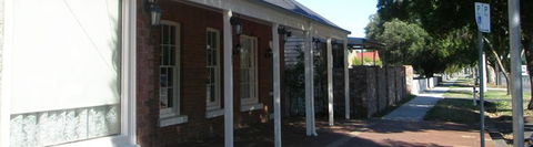 Emeu Inn Bed & Breakfast - Hervey Bay Accommodation 2