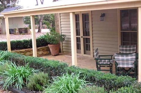 Byronsvale Bed & Breakfast - Hervey Bay Accommodation 1