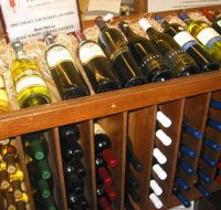 Warrenmang Vineyard  Resort - Tourism Hervey Bay