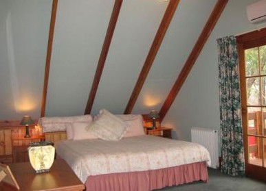 Warrenmang Vineyard & Resort - Tourism Hervey Bay 1