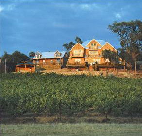 Warrenmang Vineyard & Resort - Tourism Hervey Bay 4
