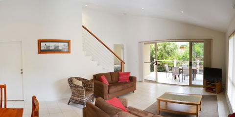 Parker By The Sea - Hervey Bay Accommodation 1