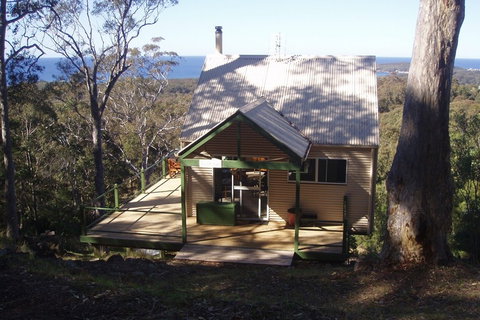 Bundle Hill Cottages - Hervey Bay Accommodation 1