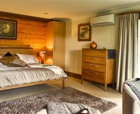 Bellbird Cottage Bed And Breakfast - Hervey Bay Accommodation 1